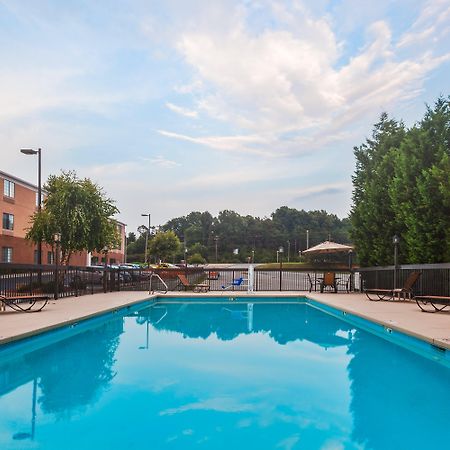 Holiday Inn Express Winston-Salem, An Ihg Hotel Exterior photo